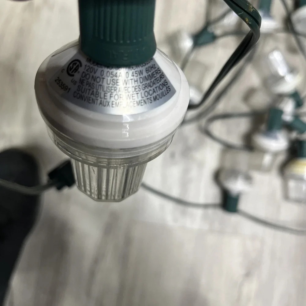 24 Pcs 120v Strobe‎ C9 Christmas Lights Outdoor Waterproof LED White